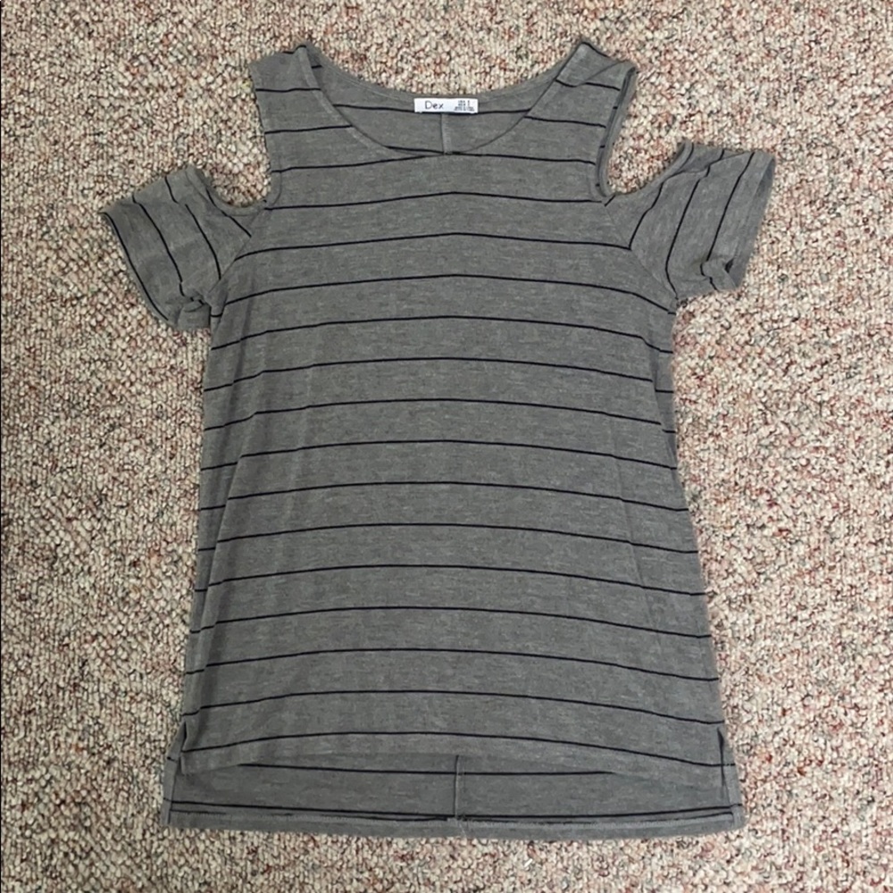 Cold shoulder top